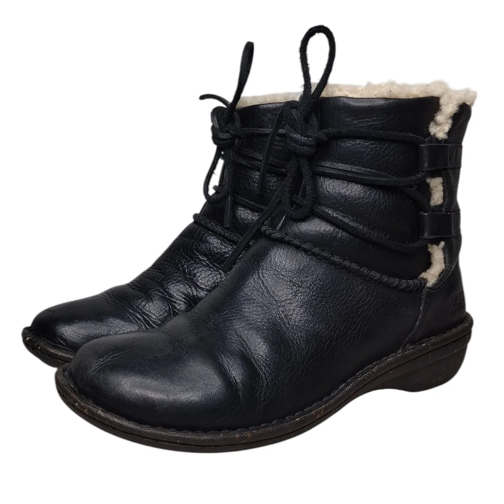 UGG Caspia Black Leather Faux Fur Low Heel Lace Up Winter Boots Sz 7